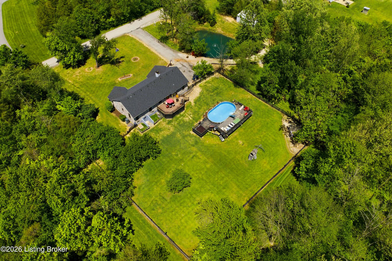 2010 Clearview Dr, La Grange, KY 40031