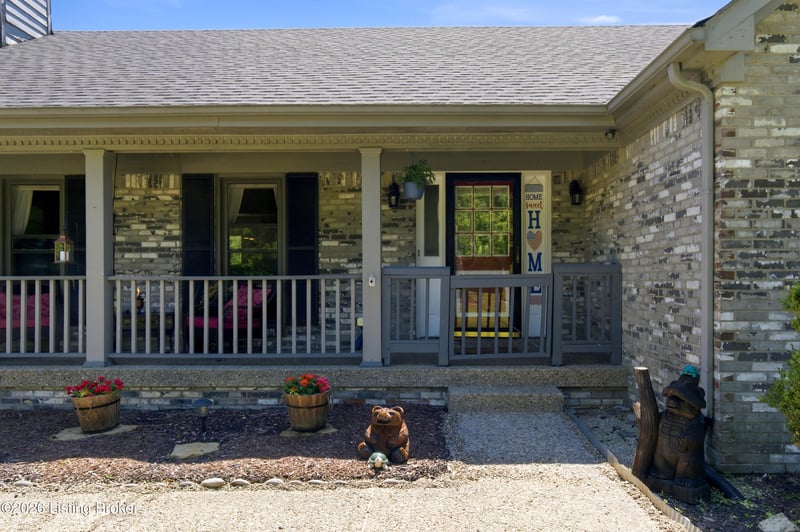 2010 Clearview Dr, La Grange, KY 40031