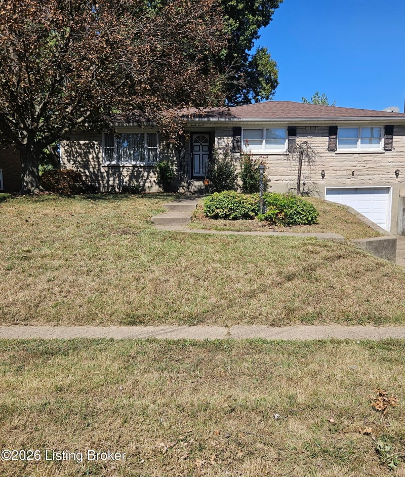 2011 Farnsley Rd, Louisville, KY 40216