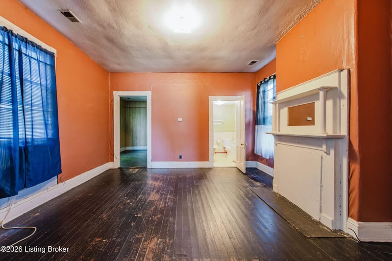 2012 Bank St, Louisville, KY 40203