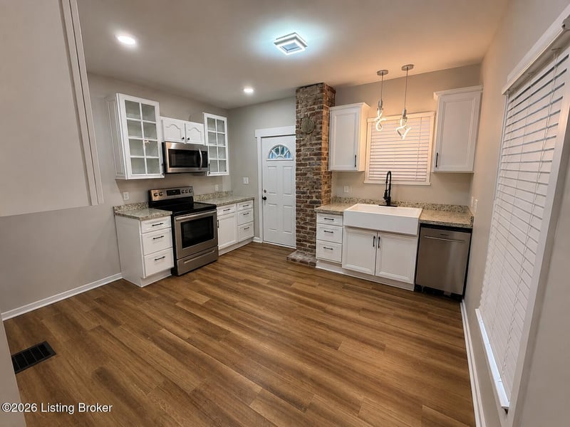 2015 Fort St, Louisville, KY 40217