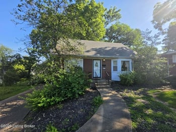 2015 Tyrone Dr, Louisville, KY 40218