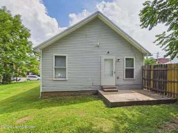 2017 W Market St, Louisville, KY 40203