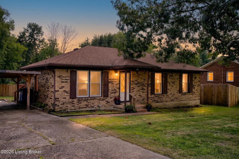 202 Clore Ave, La Grange, KY 40031