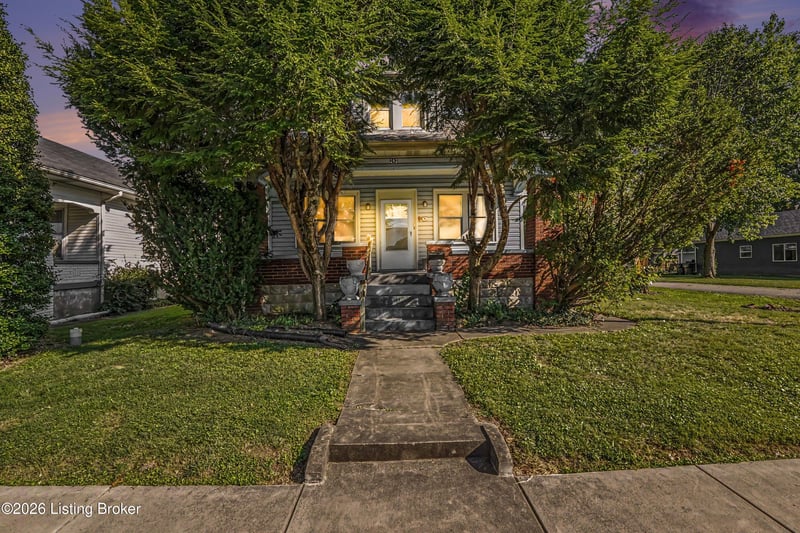 202 Olive Ave, New Albany, IN 47150
