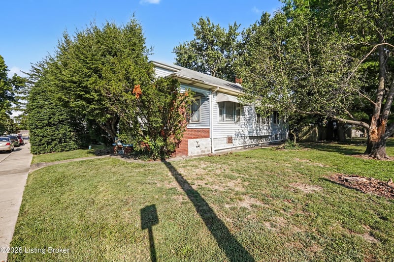 202 Olive Ave, New Albany, IN 47150