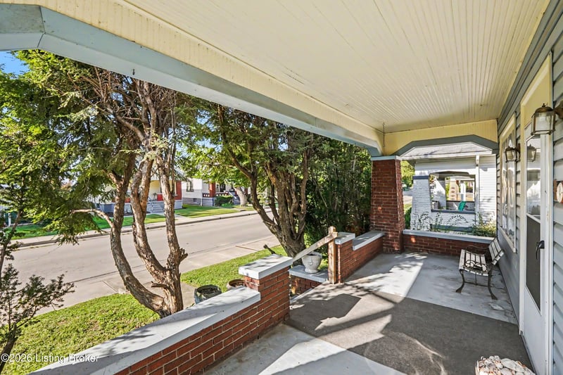 202 Olive Ave, New Albany, IN 47150