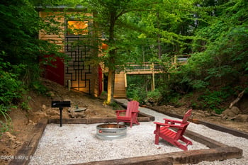 202 Twin Arch Rd, Stanton, KY 40380