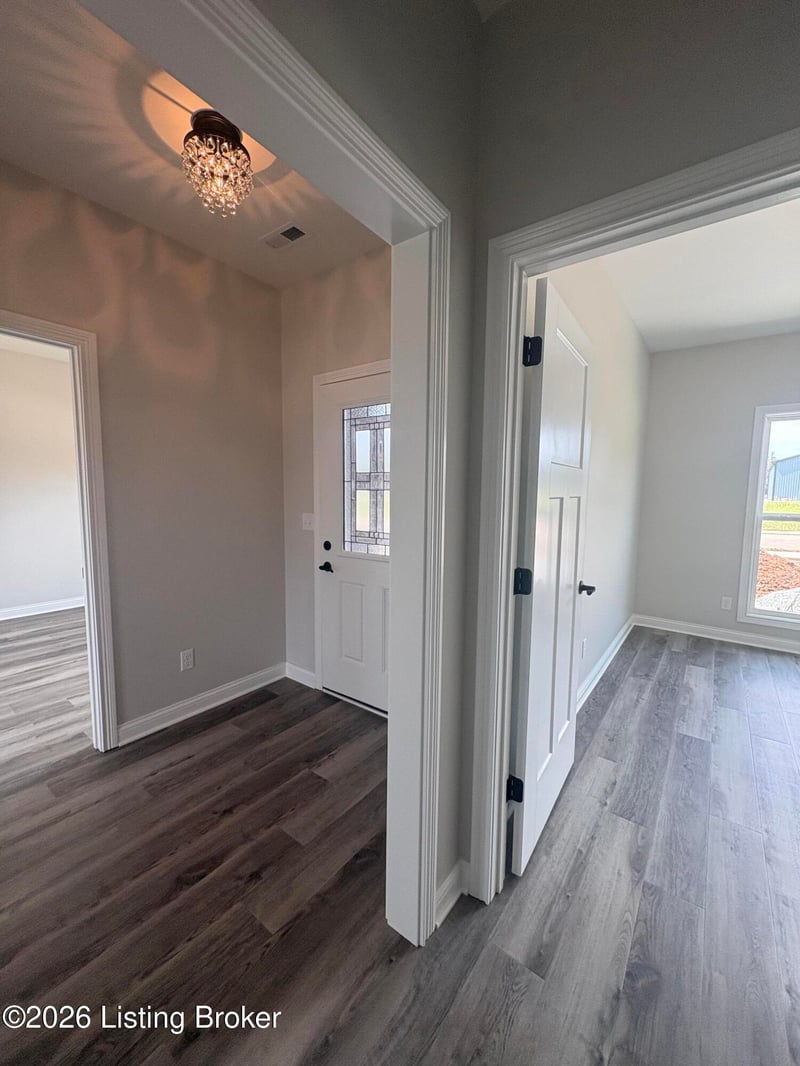 202 Wendover Ct, Bardstown, KY 40004