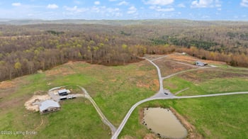 2023 Fisher Ridge Rd, Horse Cave, KY 42749