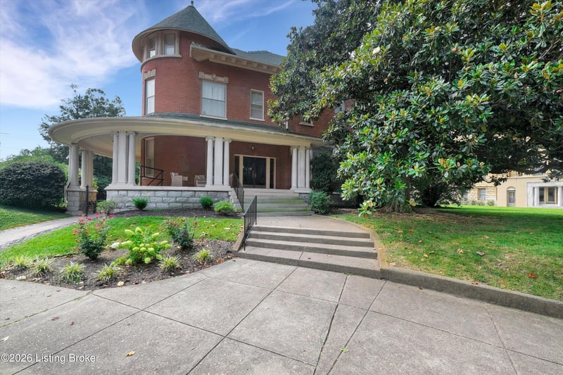2026 Cherokee Pkwy #APT A, Louisville, KY 40204