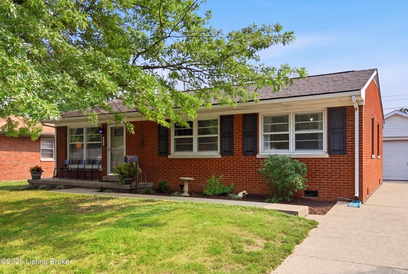 2029 Saint Teresa Dr, Lexington, KY 40502