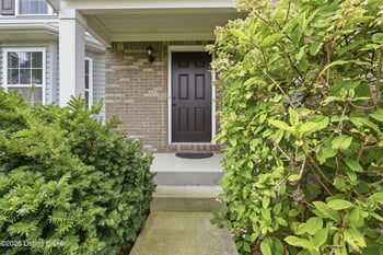 203 Brookfield Hills Ct, Louisville, KY 40245
