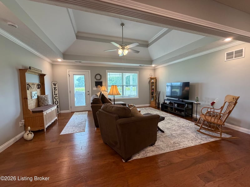 203 Brookside St, Bardstown, KY 40004