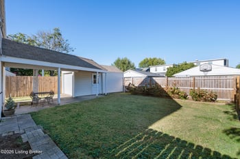 203 Iola Rd, Louisville, KY 40207