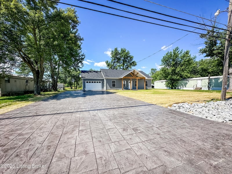 203 Spring St, Clarkson, KY 42726
