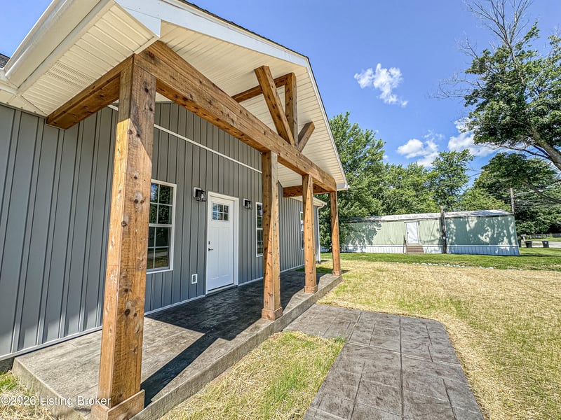 203 Spring St, Clarkson, KY 42726