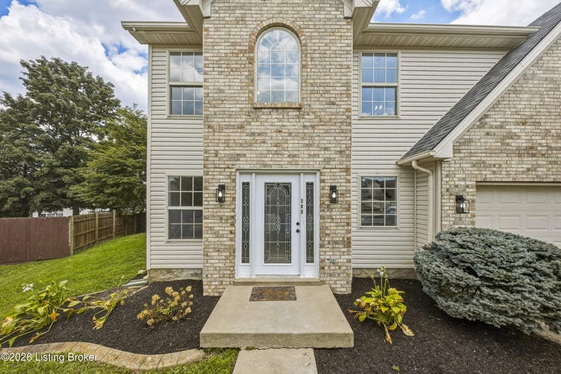 203 Taos Tc, La Grange, KY 40031