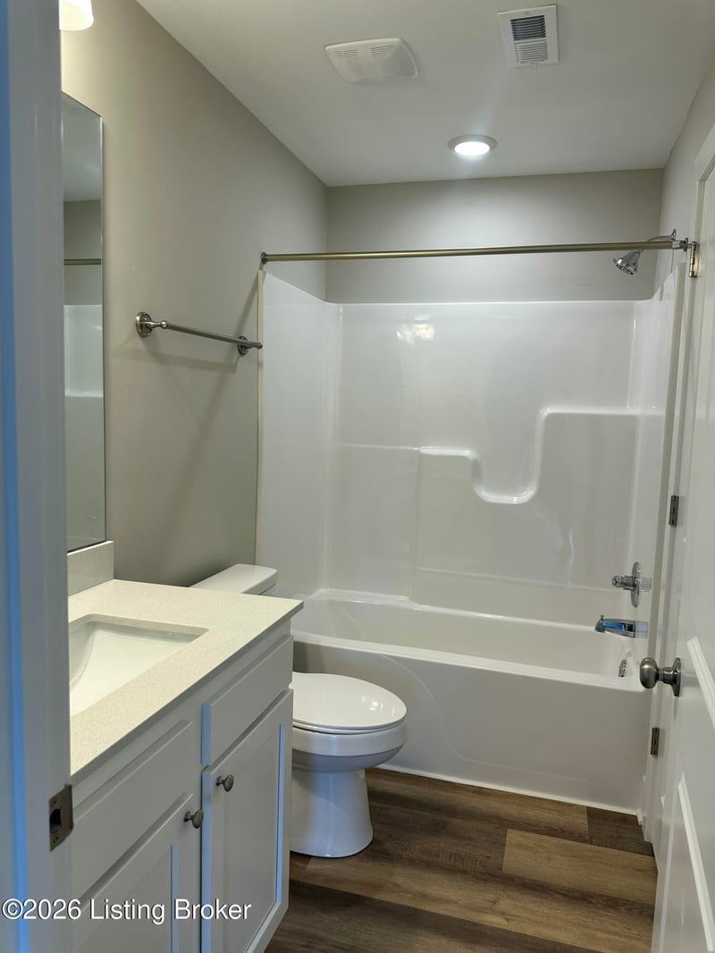 203 Tex Ave, Fairdale, KY 40118