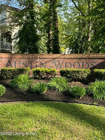 203 Tex Ave, Fairdale, KY 40118
