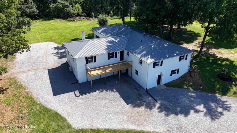 2031 Rogersville Rd, Radcliff, KY 40160