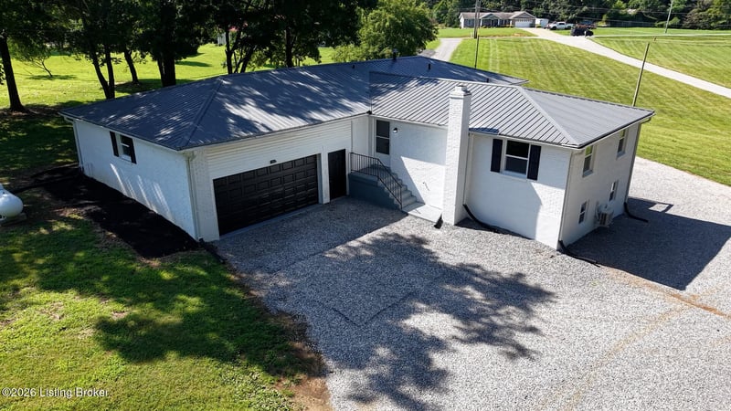 2031 Rogersville Rd, Radcliff, KY 40160