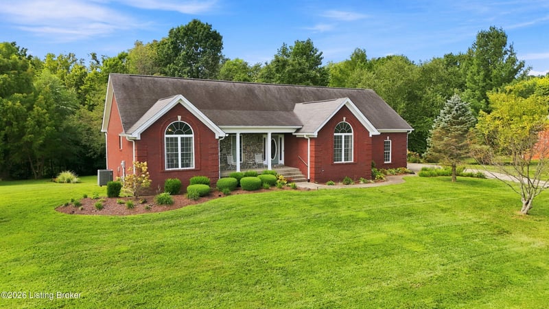 204 Clinton Ct, Taylorsville, KY 40071