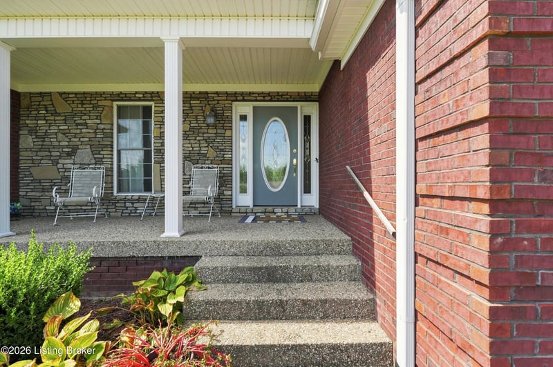 204 Clinton Ct, Taylorsville, KY 40071