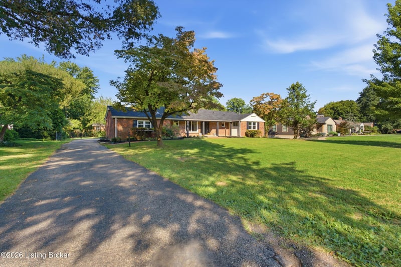 204 N Chadwick Rd, Louisville, KY 40223