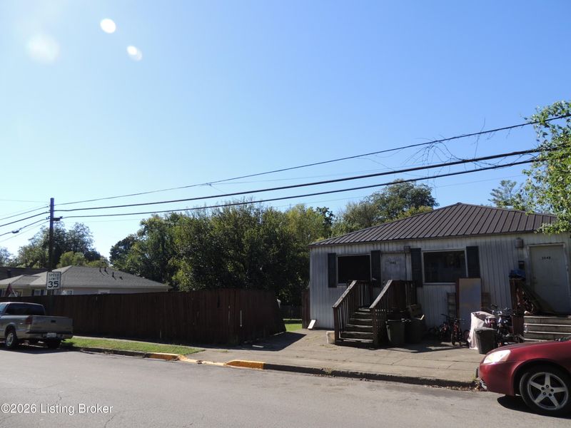 204 W Muir Ave, Bardstown, KY 40004