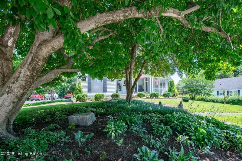 205 W Chestnut St, Leitchfield, KY 42754