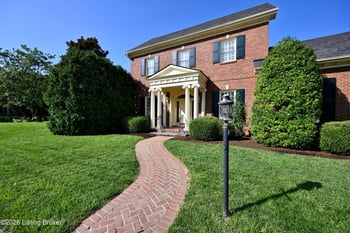 206 Coralberry Rd, Louisville, KY 40207