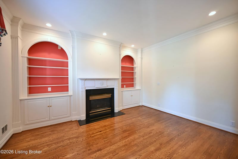 206 Coralberry Rd, Louisville, KY 40207