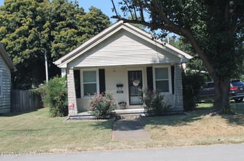 206 E Daugherty Ave, Bardstown, KY 40004