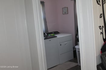 206 E Daugherty Ave, Bardstown, KY 40004