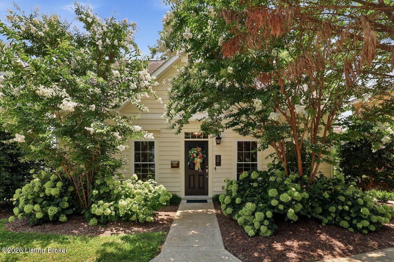 206 E Maidens Al #5, Bardstown, KY 40004