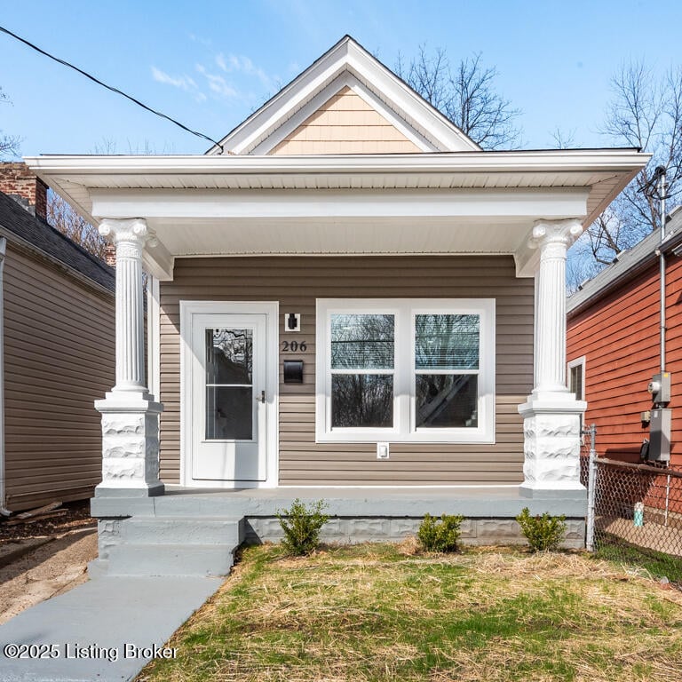 206 N 26th St, Louisville, KY 40212