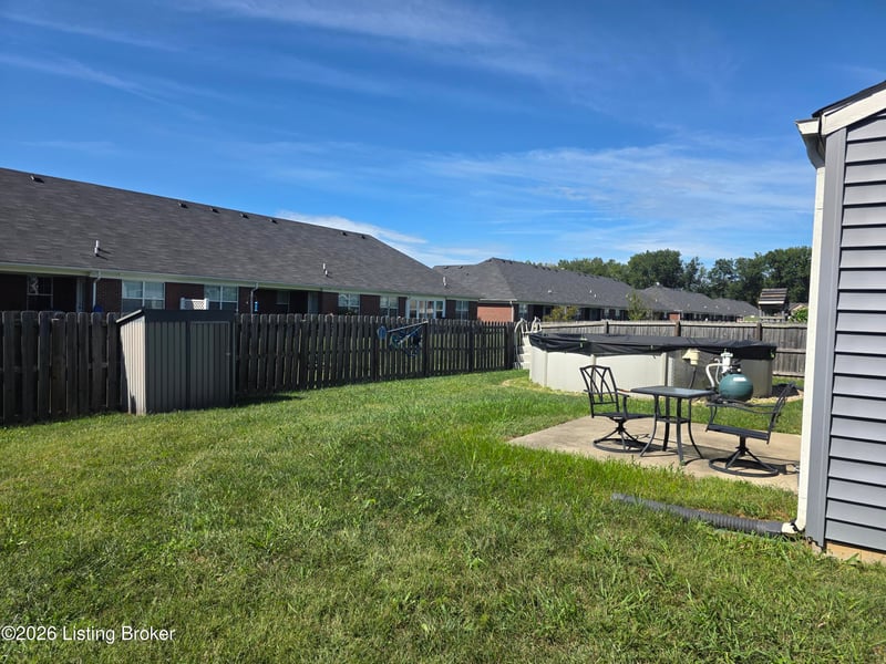 207 Gadwall Ct, Shepherdsville, KY 40165