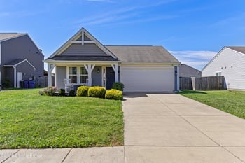 207 Gadwall Ct, Shepherdsville, KY 40165