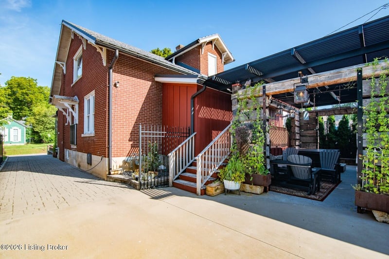 207 N Main St, Elizabethtown, KY 42701