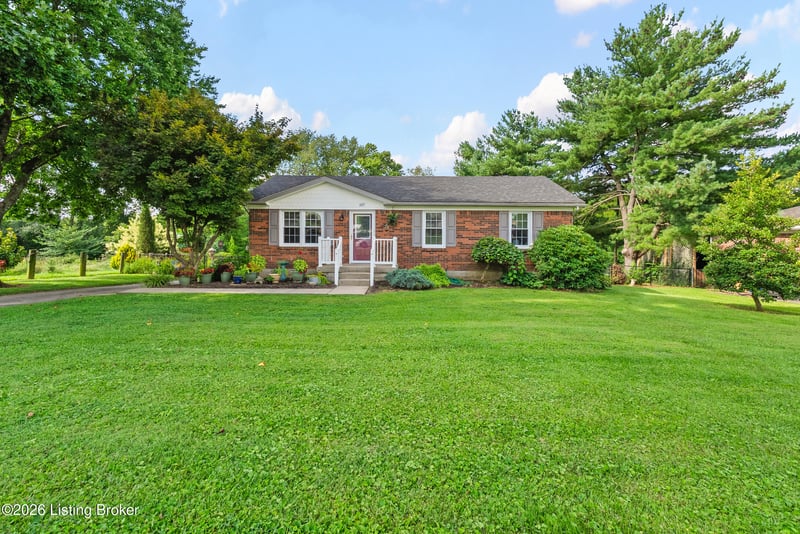 207 Victoria Dr, Shelbyville, KY 40065