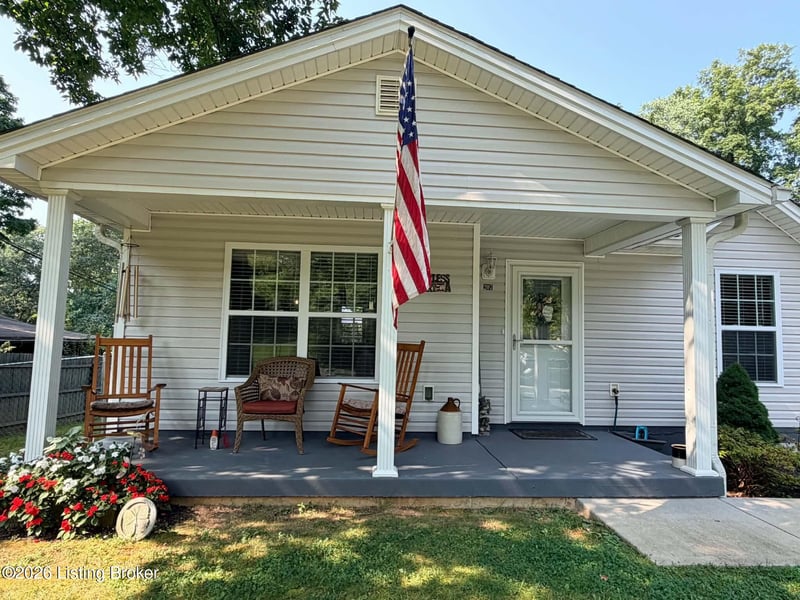 207 Woods Rd, Elizabethtown, KY 42701