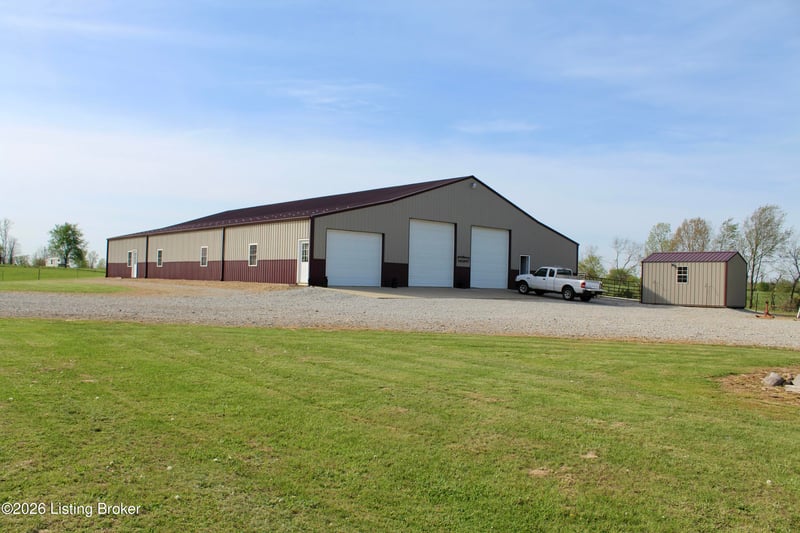 2075 Seavers Rd, Madison, IN 47250
