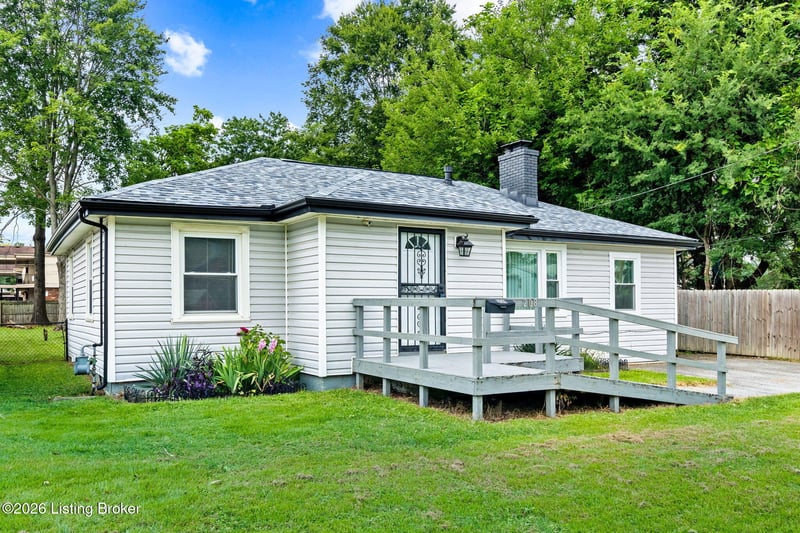 208 Downes Ln, Louisville, KY 40214