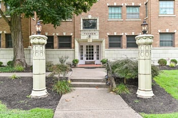 2082 Douglass Blvd #APT 18, Louisville, KY 40205