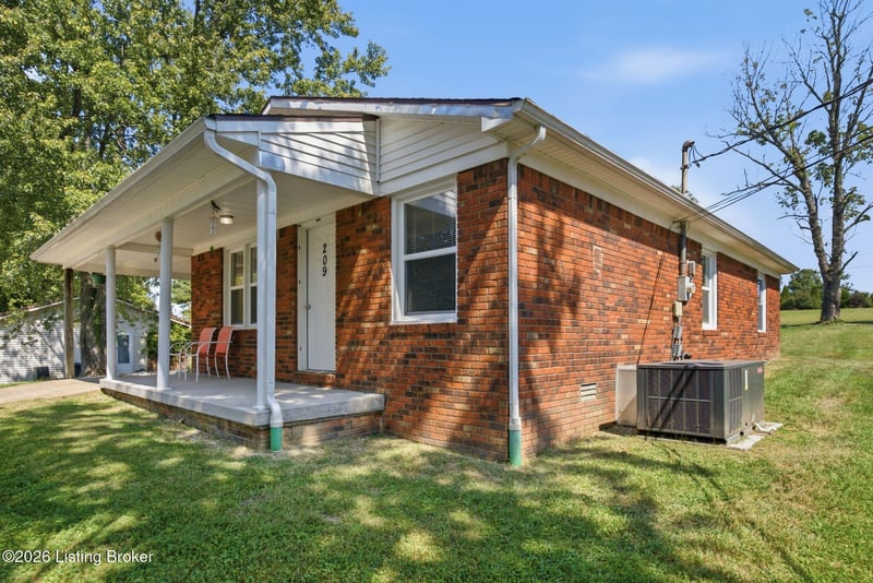 209 Goff Dr, Leitchfield, KY 42754
