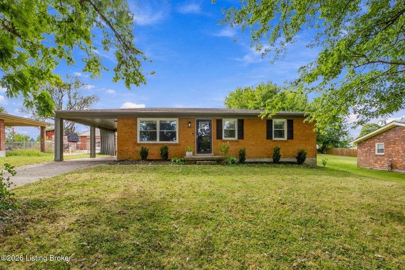 209 Riverview Ln, Shepherdsville, KY 40165