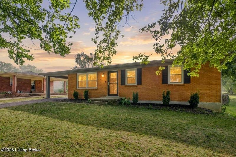 209 Riverview Ln, Shepherdsville, KY 40165