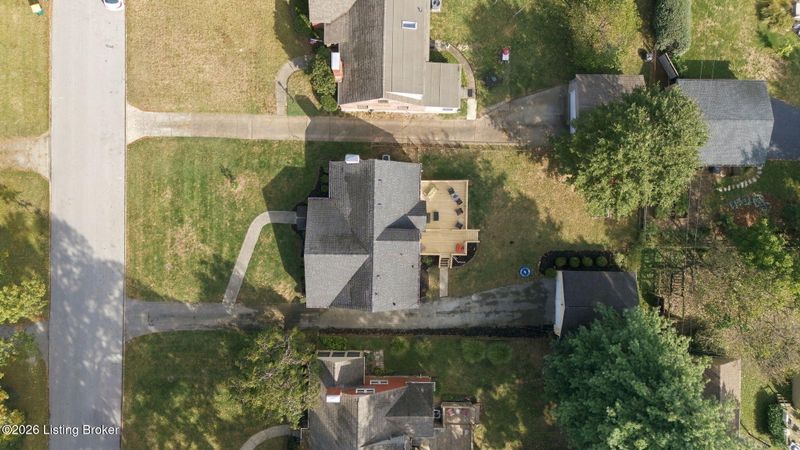 209 Sage Rd, Louisville, KY 40207