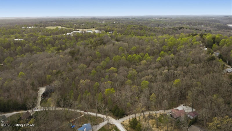 21 - 22 Cedar Point Rd, Bee Spring, KY 42207